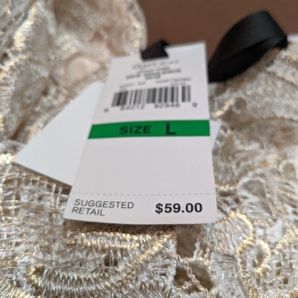 Skye's the Limit Women's Lace Top Size Large NWT - Picture 5 of 7